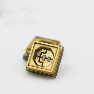 Υψηλής ισχύος 0,5W-1W UVC LED Chip με μήκος κύματος 254nm και υποστρώμα χαλκού ALN για αποστείρωση